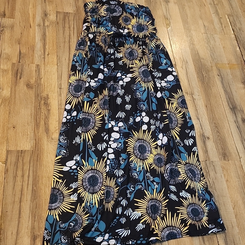 GloryStar Blue and Yellow Patterned Garment